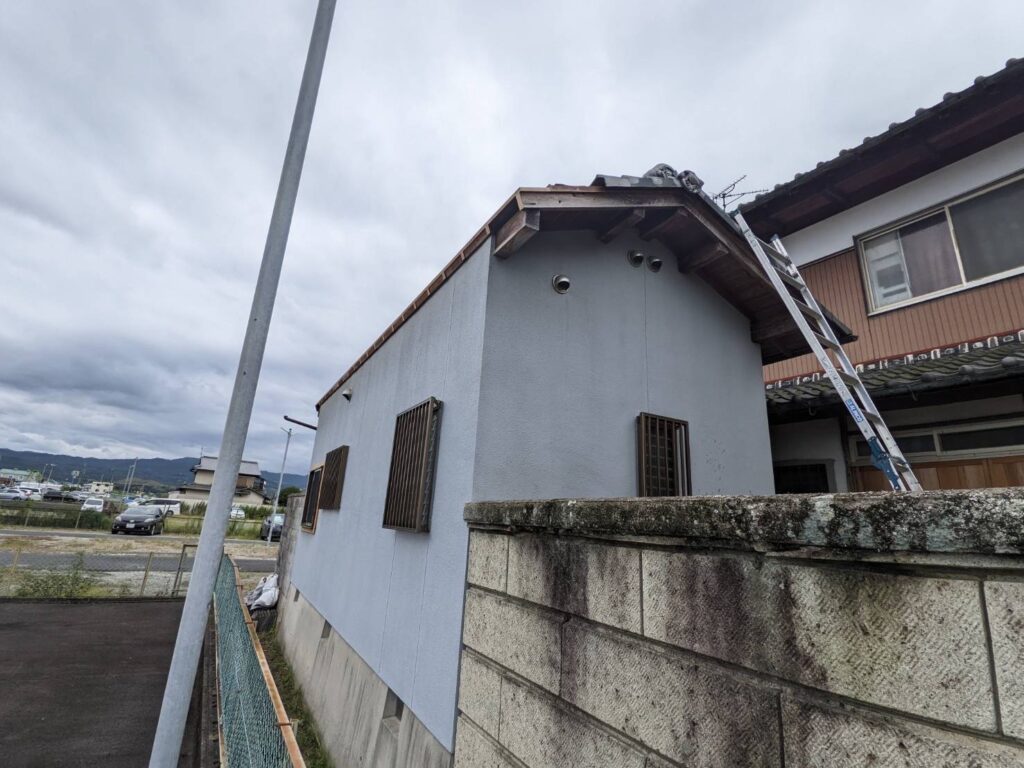 奈良県大和郡山市美濃庄町屋根越境解消工事