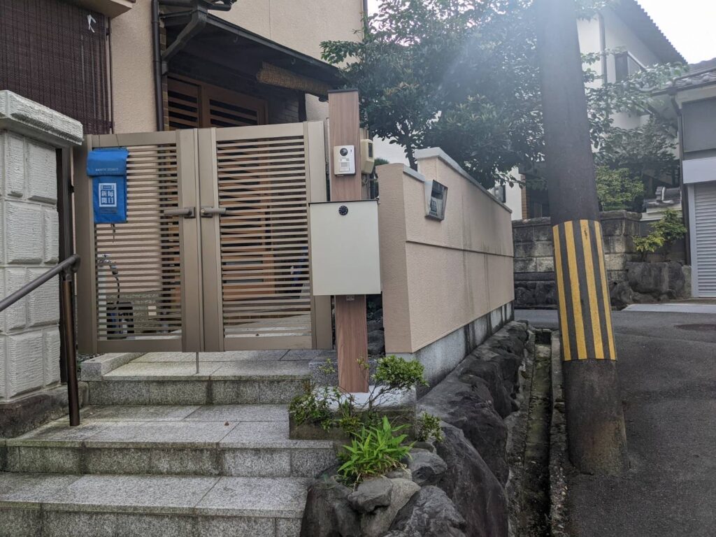 奈良県橿原市西池尻町門柱交換工事