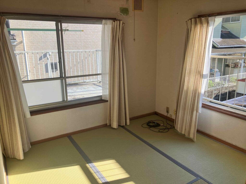橿原市白橿町8丁目テラスハウス物件