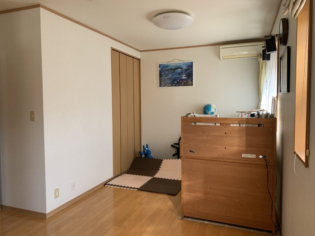 橿原市鳥屋町一戸建て間仕切り工事